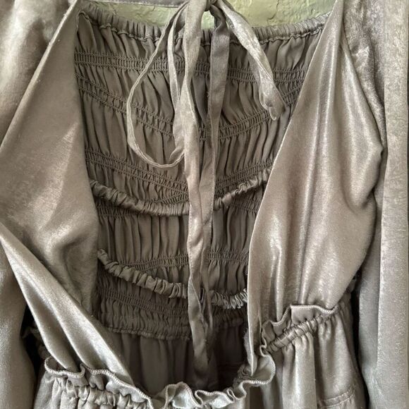 Free People S Cassidy Shorts Romper Smocked Open Back Smoky Beige Cottagecore - Picture 5 of 8